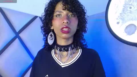 venuss_03 online show from 01.13.26