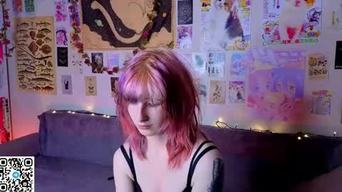 Snapshot of veolatownson chatting on 05.18.26 Erica online show from 05.18.26