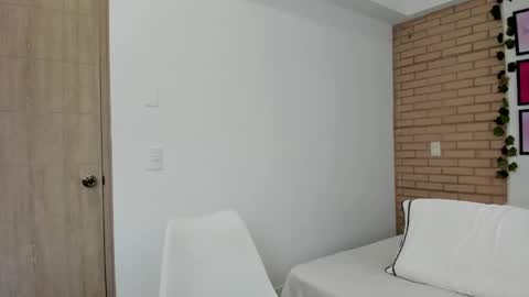 Vera online show from 12.29.24