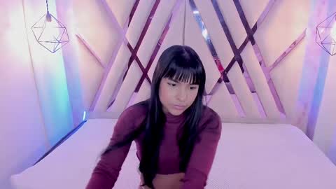 Domelipa  online show from 02.22.25