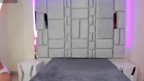 Domelipa  online show from 03.07.25