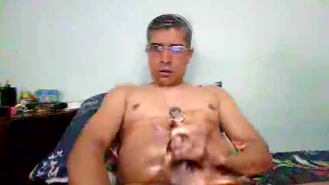 Snapshot of vergon389 chatting on 11.11.25 vergon389 online show from 11.11.25