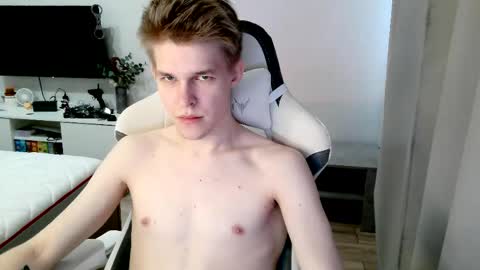 Snapshot of veritas_in_vine chatting on 04.09.26 Veritas online show from 04.09.26