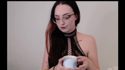 vero495065 online show from 10.15.25