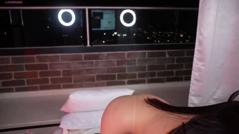 Snapshot of vero_cam chatting on 02.20.25 vero_cam online show from 02.20.25