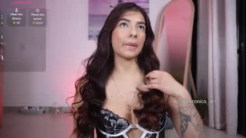 Snapshot of vero_cam chatting on 09.21.25 vero_cam online show from 09.21.25