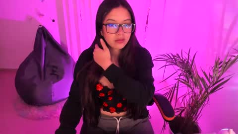 Verolake online show from 02.23.25