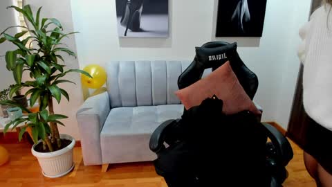 Catalina online show from 12.27.24