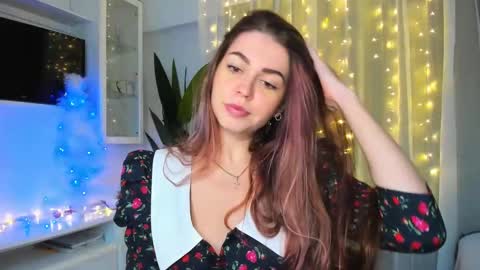 Lolitalolz online show from 01.01.25