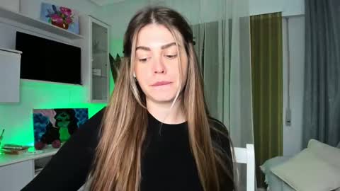 Lolitalolz online show from 03.12.25