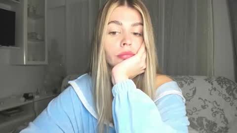 Lolitalolz online show from 02.10.26