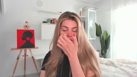 Lolitalolz online show from 05.05.26