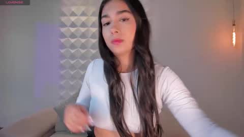 Vero  online show from 09.14.25