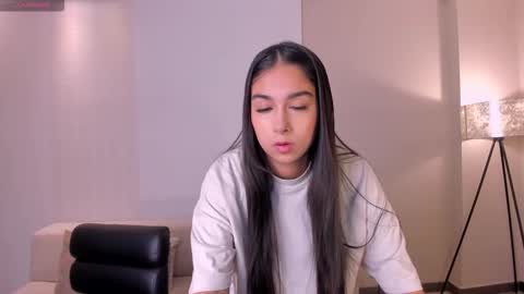 Vero  online show from 09.25.25