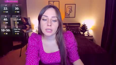 Snapshot of veronicafreman chatting on 12.28.24 Veronica online show from 12.28.24