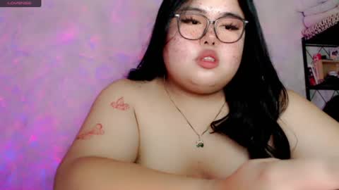 Snapshot of veronicakisses chatting on 06.21.26 MS. VERONICA 22 I love Aza 3 online show from 06.21.26
