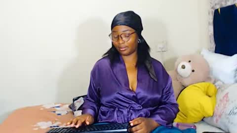 Snapshot of veronicarod1 chatting on 04.21.26 veronicarod1 online show from 04.21.26