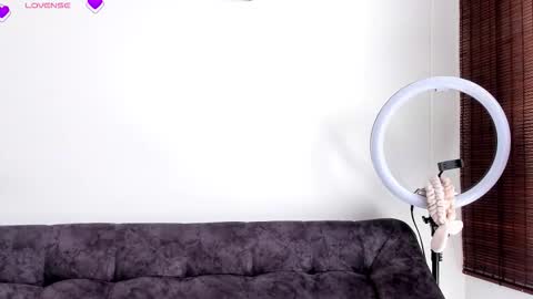 VeronicaTonu online show from 09.14.25