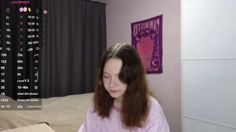 Snapshot of veroniquecabarcas chatting on 06.22.26 Anna online show from 06.22.26
