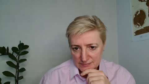 Snapshot of verony_ chatting on 03.05.25 verony_ online show from 03.05.25