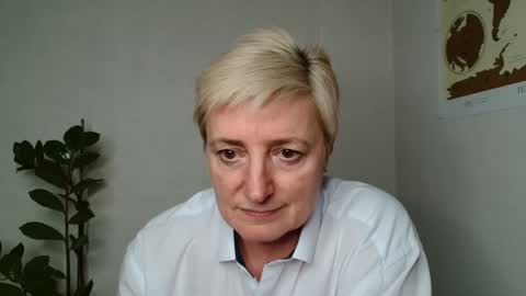 Snapshot of verony_ chatting on 03.07.25 verony_ online show from 03.07.25