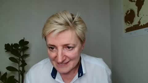 Snapshot of verony_ chatting on 03.08.25 verony_ online show from 03.08.25