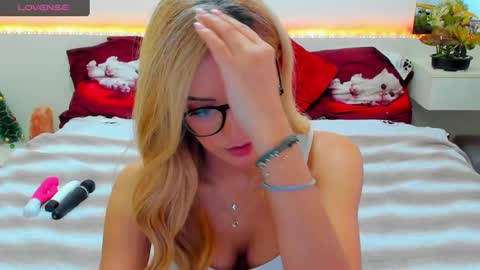 Snapshot of verrasweet4u chatting on 01.26.25 VerraSweet4u online show from 01.26.25