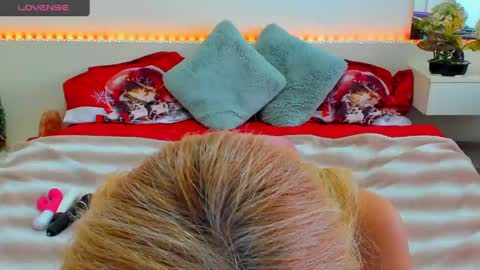 Snapshot of verrasweet4u chatting on 02.17.25 VerraSweet4u online show from 02.17.25