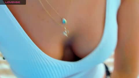 Snapshot of verrasweet4u chatting on 02.19.25 VerraSweet4u online show from 02.19.25