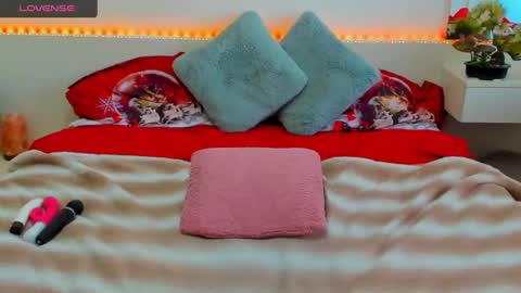 Snapshot of verrasweet4u chatting on 03.05.25 VerraSweet4u online show from 03.05.25