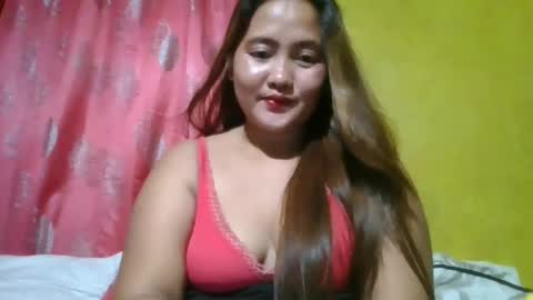 Snapshot of versatile_hottie_asian chatting on 07.26.26 versatile_hottie_asian online show from 07.26.26