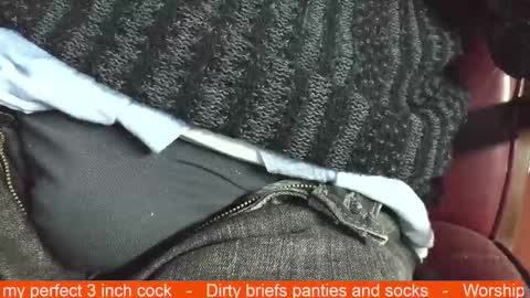 Snapshot of verylittletiny chatting on 12.18.25 Erik online show from 12.18.25