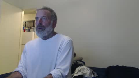 hairy man online show from 02.16.25