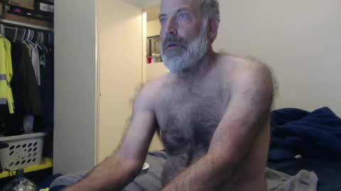 hairy man online show from 02.20.25