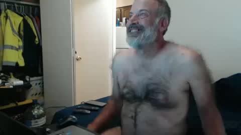 hairy man online show from 10.11.25