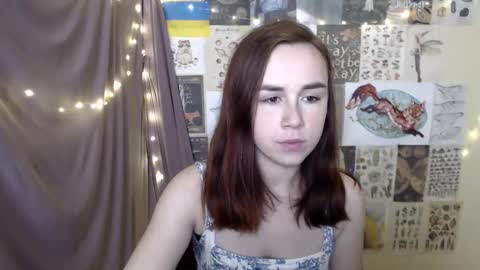 veryveryvery_shy online show from 11.11.25