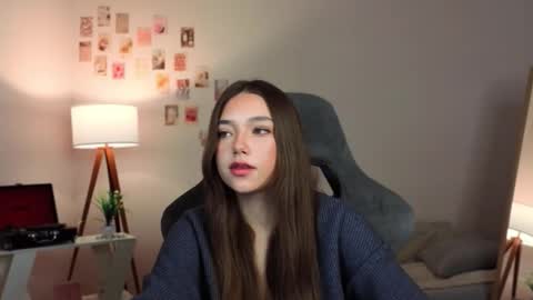 Snapshot of vexorin chatting on 12.17.25 Rachel online show from 12.17.25