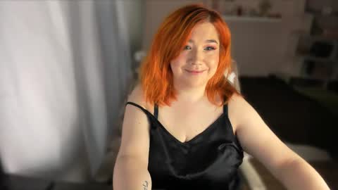 Snapshot of vi__vixen chatting on 05.03.26 Vi Vixen online show from 05.03.26