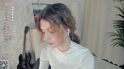 Snapshot of vibes_of_joy chatting on 01.24.25 Mikky online show from 01.24.25