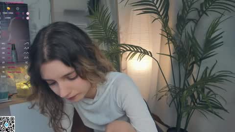 Snapshot of vibes_of_joy chatting on 02.21.25 Mikky online show from 02.21.25