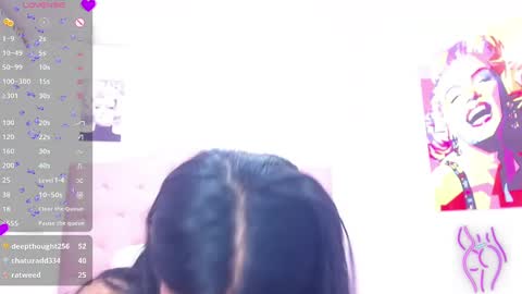 Snapshot of vic_nahomy chatting on 02.09.25 nahomy online show from 02.09.25