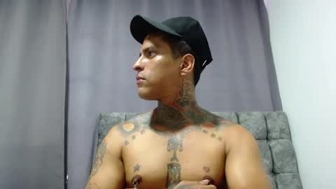 Snapshot of vicctorzc chatting on 06.12.26 Victor cardenas online show from 06.12.26