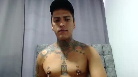 Snapshot of vicctorzc chatting on 06.17.26 Victor cardenas online show from 06.17.26