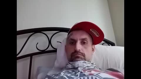 Snapshot of viciouzz1 chatting on 11.28.25 viciouzz1 online show from 11.28.25