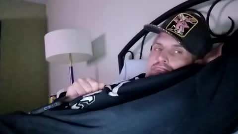 Snapshot of viciouzz1 chatting on 12.17.25 viciouzz1 online show from 12.17.25