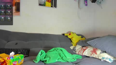 vicky manuela online show from 02.04.25