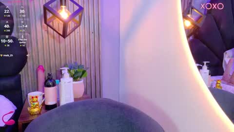 Snapshot of vicky_lopezz_ chatting on 06.04.26 vicky_lopezz_ online show from 06.04.26