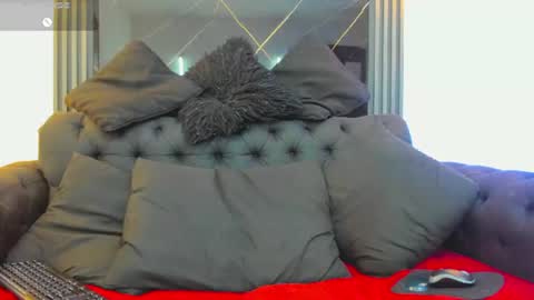Vicky online show from 06.19.26