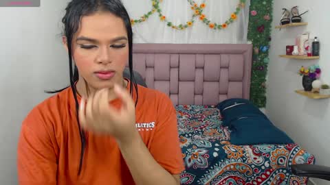 Snapshot of vickyxdany chatting on 12.08.24 vickyxdany online show from 12.08.24