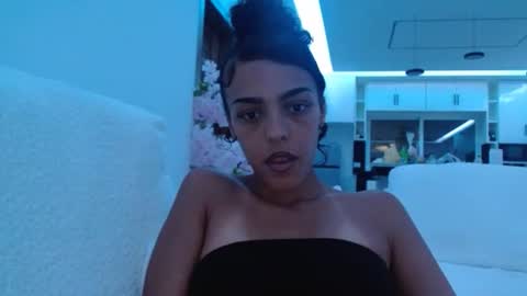 Snapshot of vickyyyx chatting on 06.22.26 Goddess Victory online show from 06.22.26